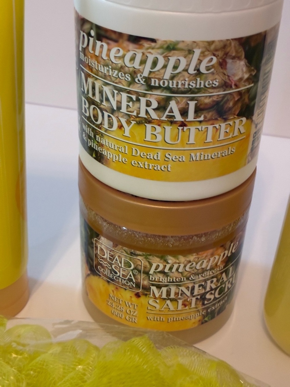 Pineapple bodycare bath & shower bundle - Picture 7 of 12
